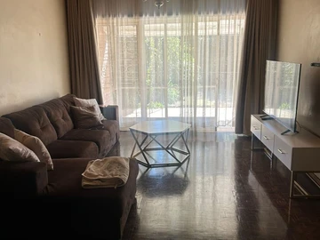 Strathaven garden flat to let 