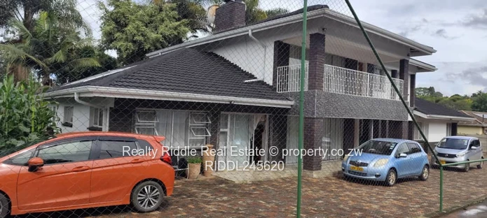 9 Bedroomed House in Chisipiti, 2100sqm.