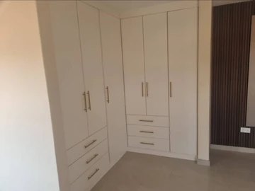 18 Unit Townhouse Complex