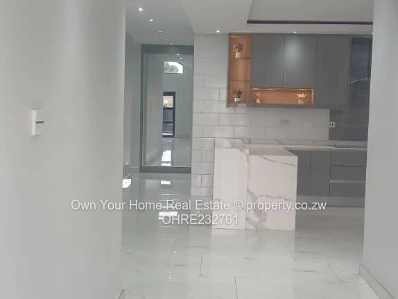 Pomona Nyeredzi Ridge 