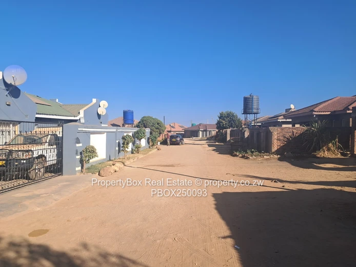 Damofalls Phase 2 stand for sale near PaMusasa Shops!