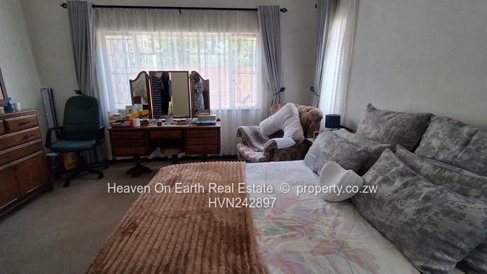 Beautiful 3 beds house