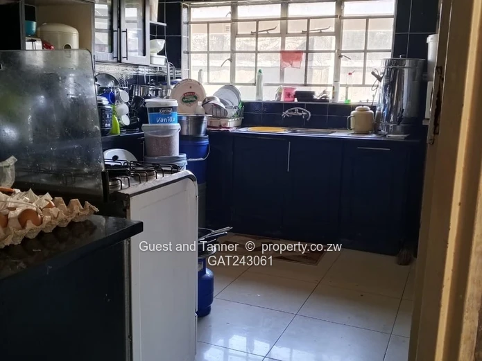 4 Bedroomed house For Sale In Mainway Meadows