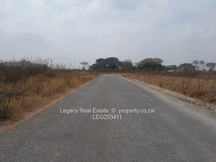 600 m² Stand in Erasmus Park, Ruwa — Tarred Road Frontage