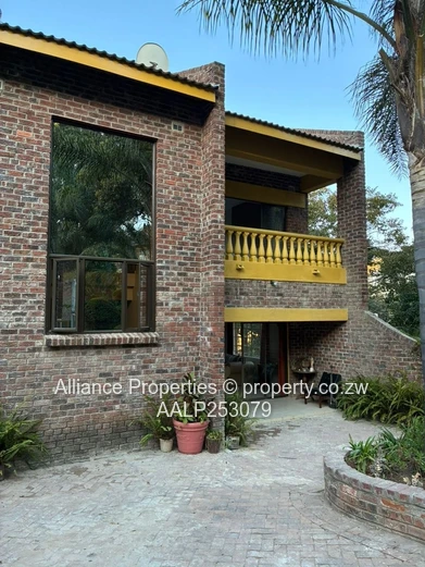 Fully furnished beautiful duplex townhouse 