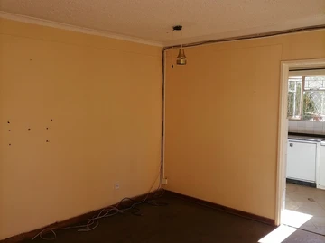 3 Bedroom Flat & Apartment