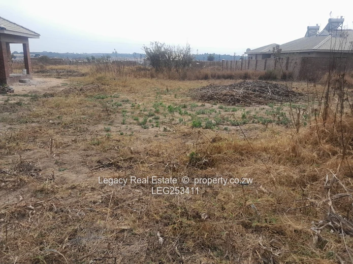 600 m² Stand in Erasmus Park, Ruwa — Tarred Road Frontage