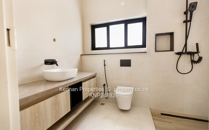 V Residence 36 - Marlborough