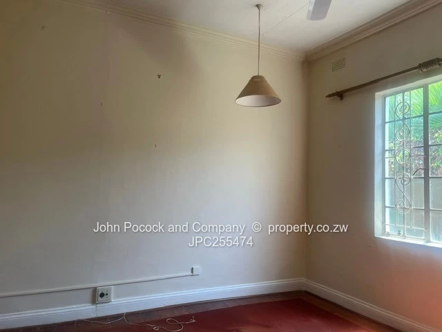 Suburbs prime area NEW Listing (Sole Mandate)
