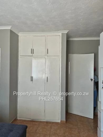 Greendale 3 bedroomed house & 2 bedroomed Cottage (Sole Mandate)