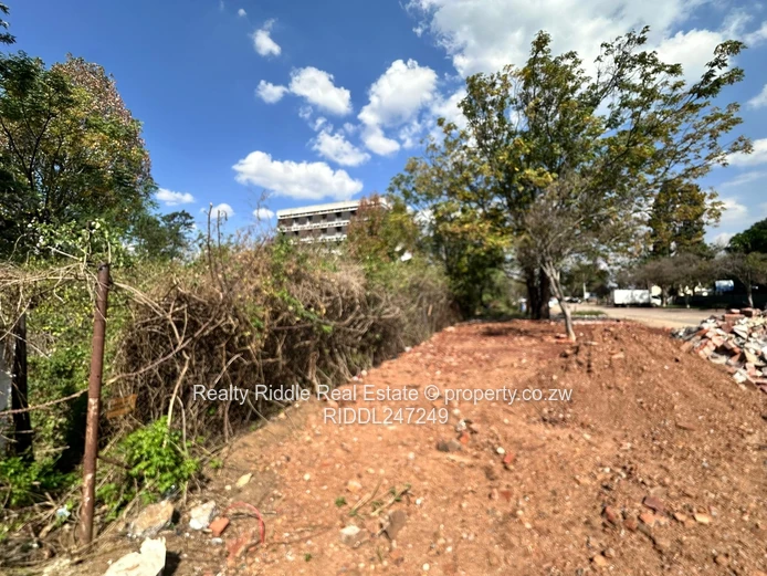 Eastlea land for sale with clean deed, Subdivision permit and approved plans for flats
