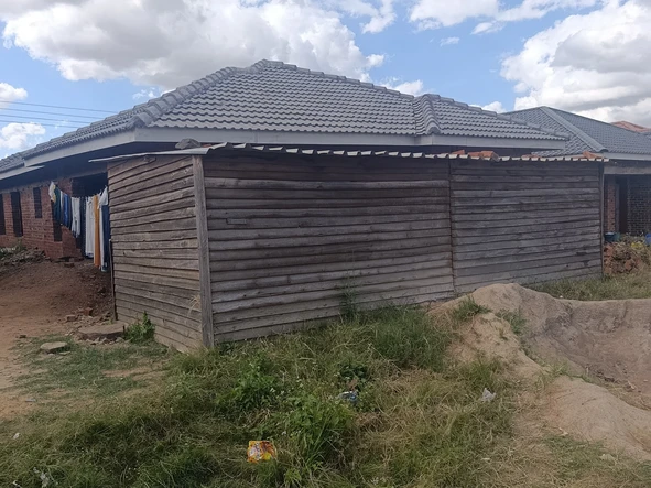 5 Bedroom House