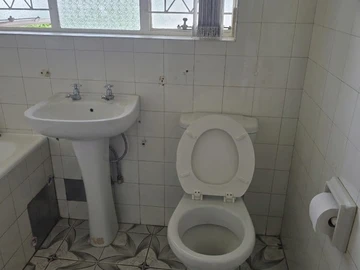 3 Bedroom Garden Flat