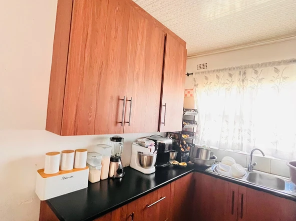2 Bedroom Garden Flat