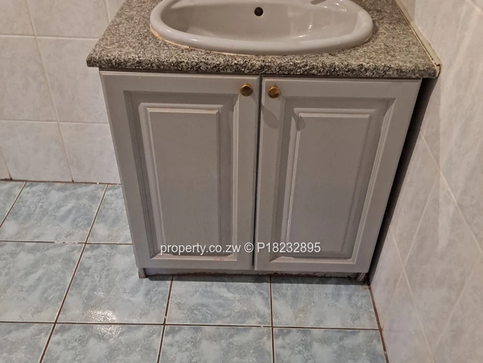 3 bedroomed house to rent in Eagle heights 