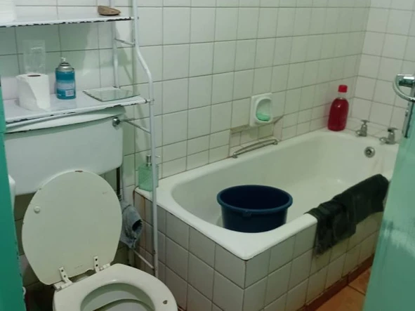 2 Bedroom Flat & Apartment