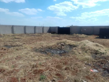 Stands & Residential Land