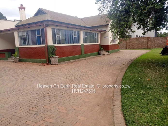 Offices to let !  (Sole Mandate)