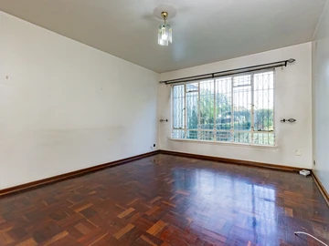 3 Bedroom Flat & Apartment