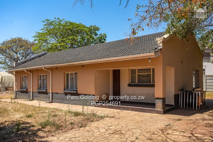 Prime Real Estate Home On Borrowdale Brooke Road