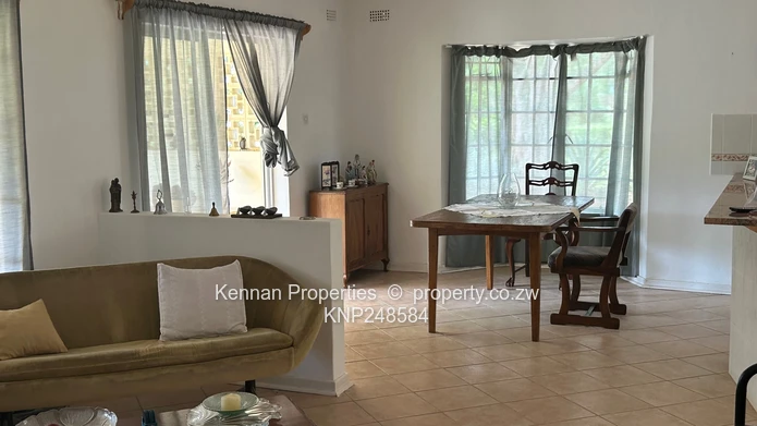 Prestigious Borrowdale Rental – Space, Comfort & Timeless Charm