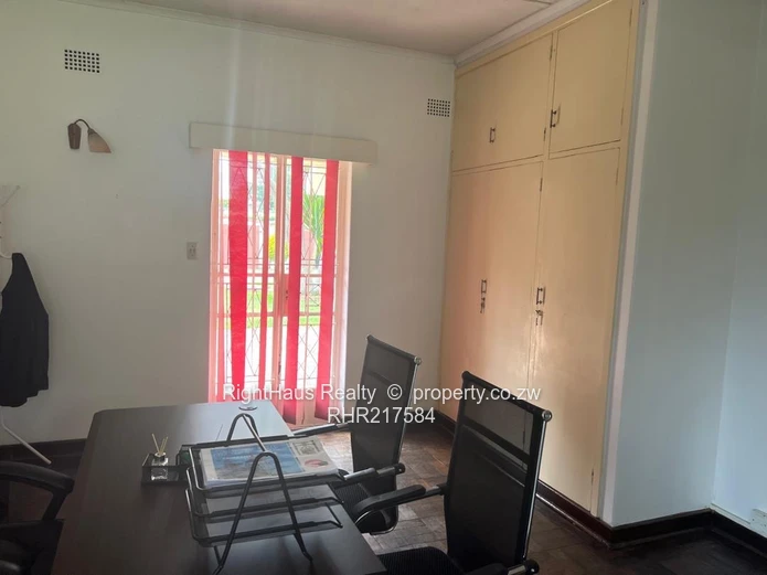 Prime Commercial Space with Pool & Borehole in Mt Pleasant 