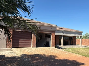 4 Bedroom House