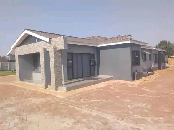 5 Bedroom House