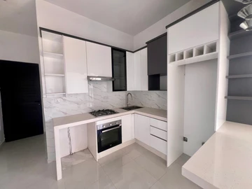 Flat & Apartment