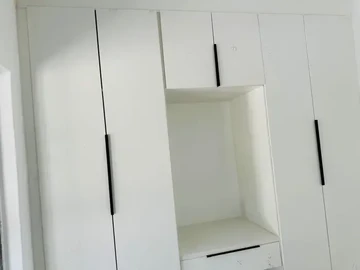 7 Bedroom House