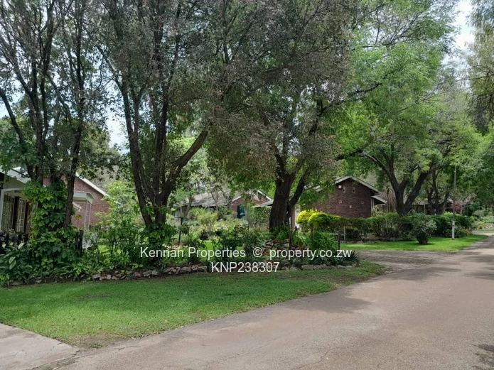 Cottage for Sale in a Well-established Retirement Complex (Sole Mandate)