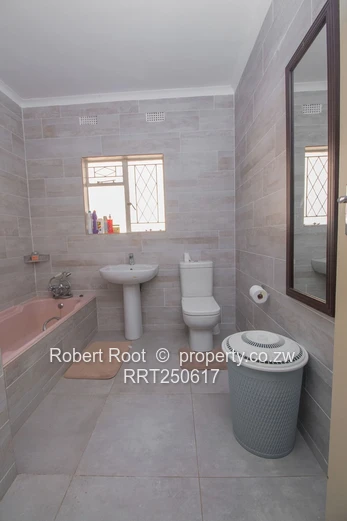 Well established home nestled in leafy Glenlorne set on 5376 sq meters