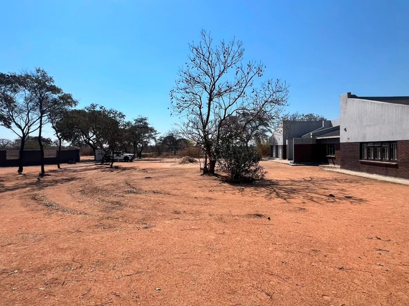 Farm & Agricultural Land