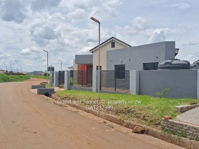 Rainham Park Modern Starter Home for Sale - 3 Bedroom House