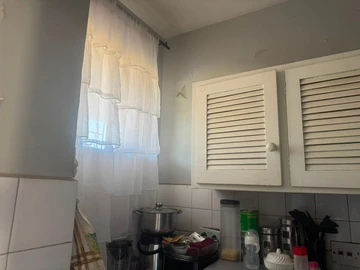 2 Bedroom Flat & Apartment