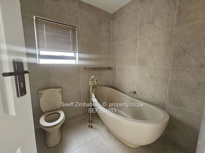 Elegant 3-Bedroom All-Ensuite Residence | Glen Lorne