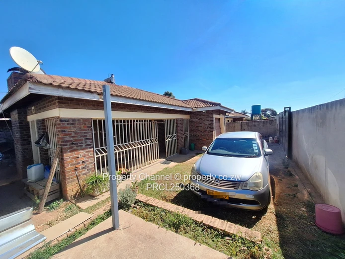 Perfect buy in Mainway Meadows . . .