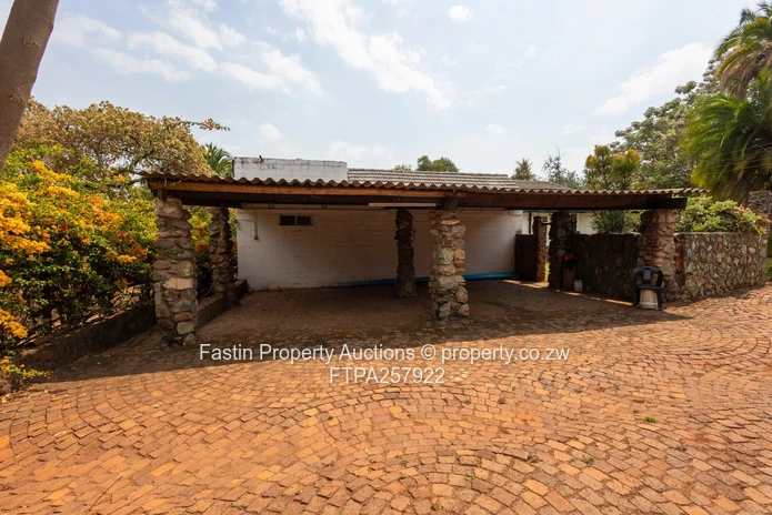 Prime Property for redevelopment - ONLINE AUCTION