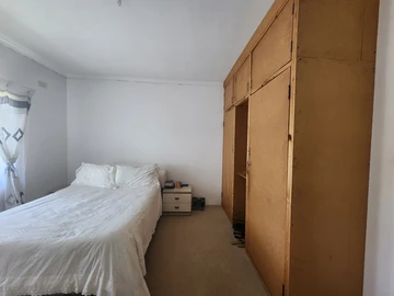 Farm & Agricultural Land