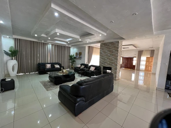 6 Bedroom Townhouse Complex