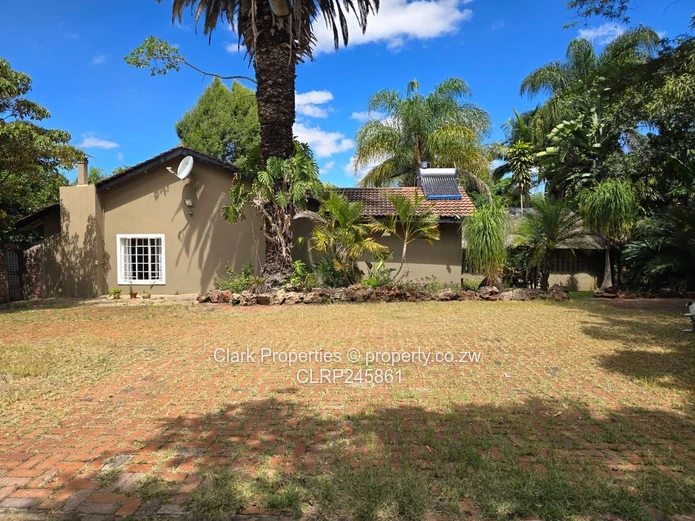 Character home  (Sole Mandate)