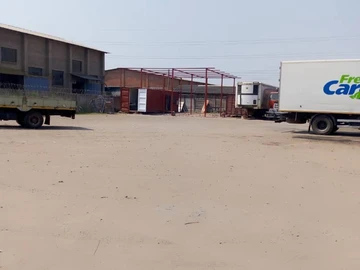 Commercial & Industrial Land