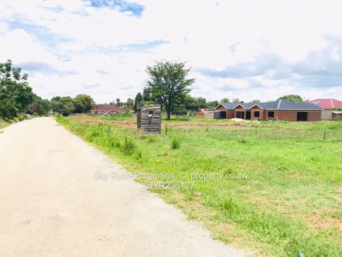 Mabelreign Cluster Stands For Sale