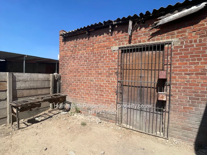 FOR SALE – PRIME COMMERCIAL PROPERTY | Unit M Chitungwiza 