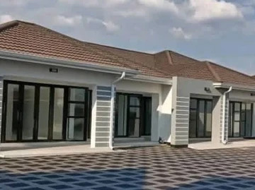 7 Bedroom House