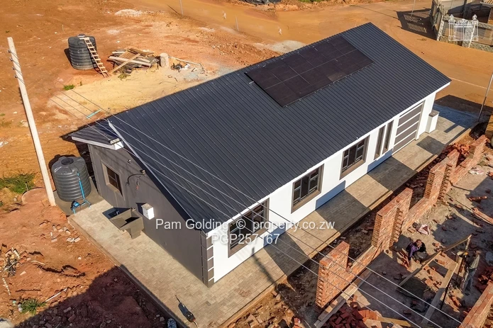 Move in ready 3-Bed Home in Rainham Park Gated Community