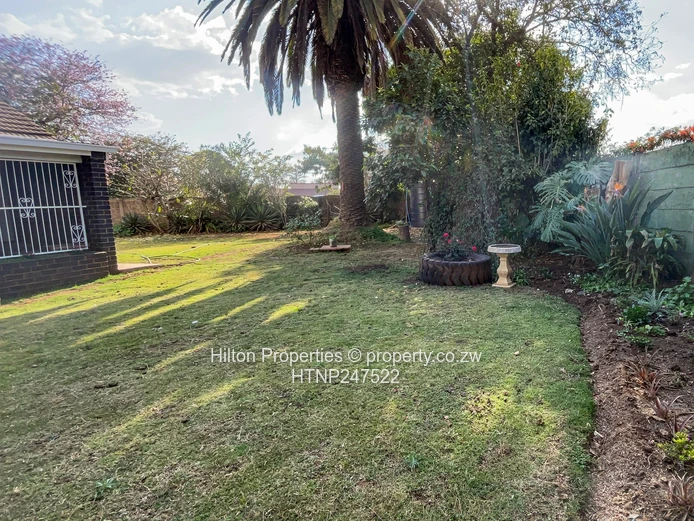 Marlborough 2-Bed Garden Flat — Veranda, Borehole & Lawn