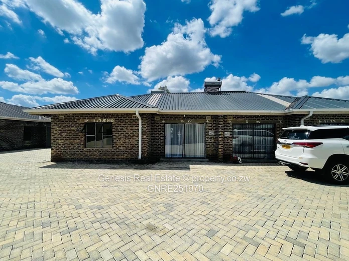 3 Bedroom Simplex Semi-Detached Garden Flat For Sale In Marlborough 