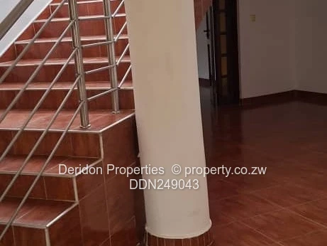 Shawasha Hills: 5-Bed Family Home with Pool & Borehole