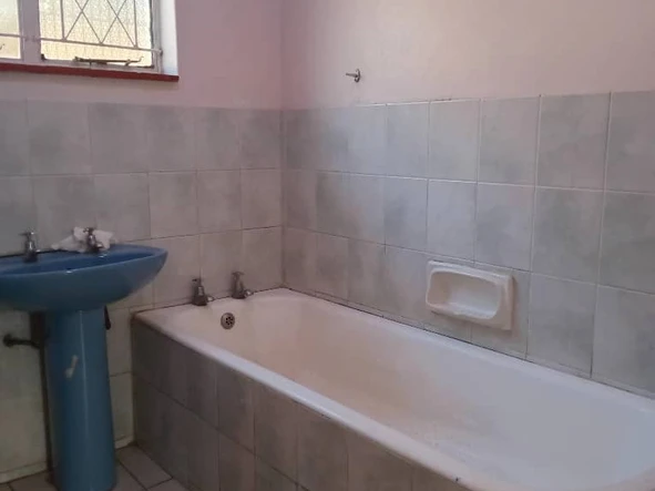 2 Bedroom Garden Flat